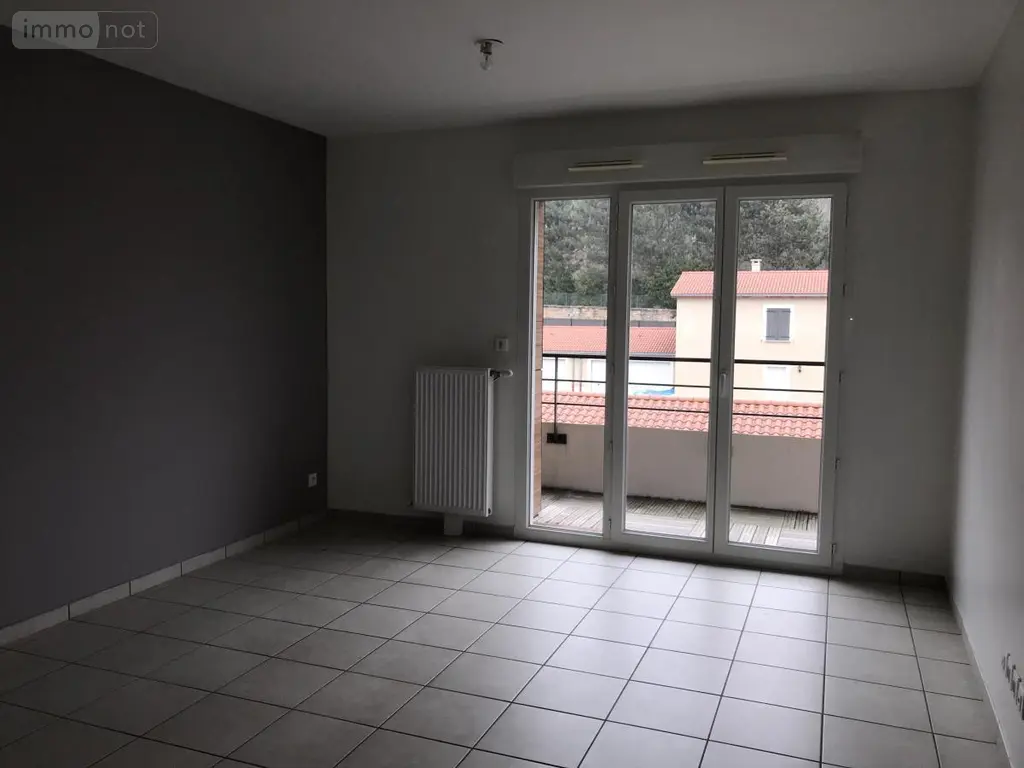 Location appartement Lagnieu 01150 Ain 01 69 m2 3 pièces 1000 euros 01037-L102 002