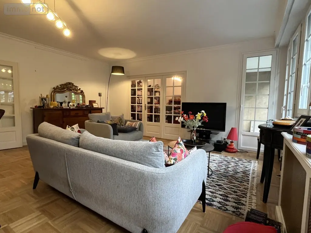 Location appartement Laval 53000 Mayenne 53 105 m2 1072 euros 53003-L12 020