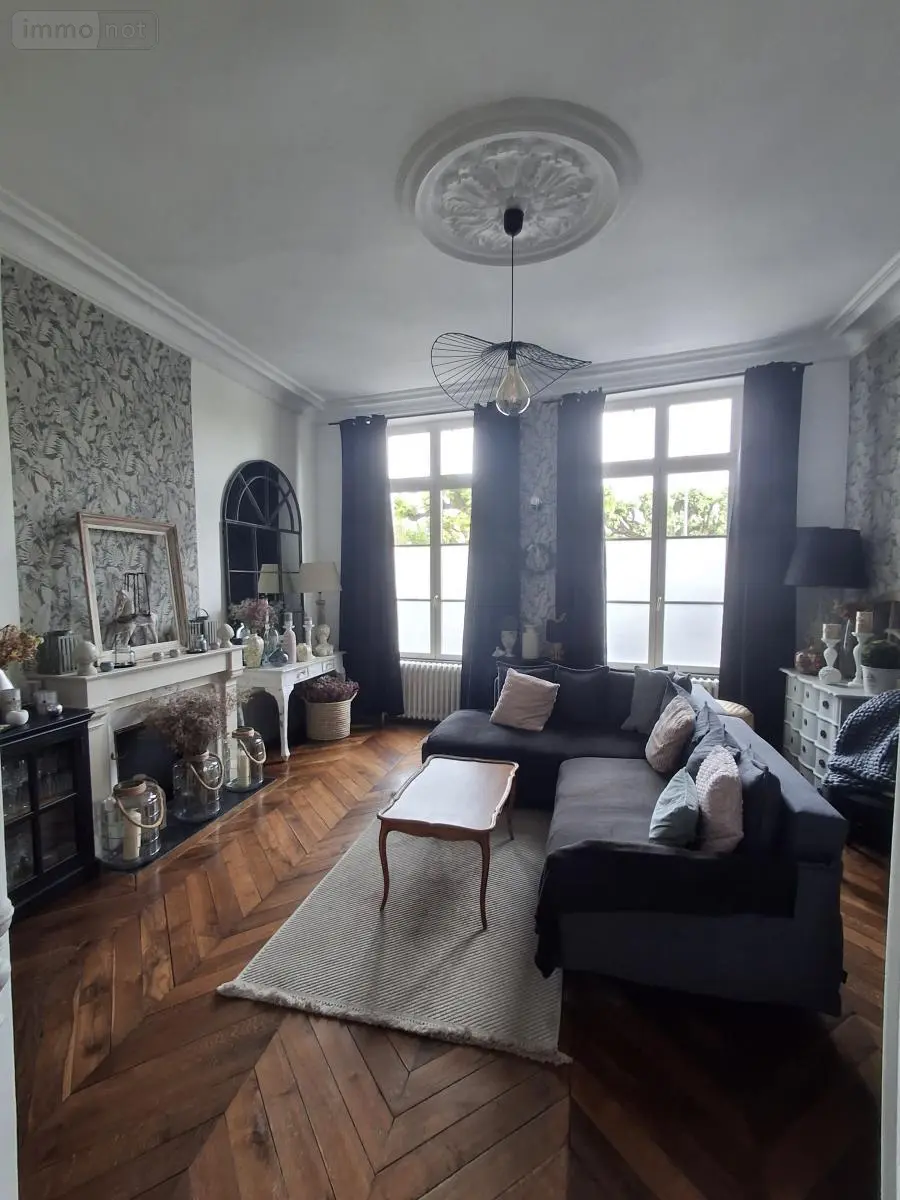 Maison a vendre La Flèche 72200 Sarthe 72 180 m2 6 pièces 382700 euros 72042-532 007