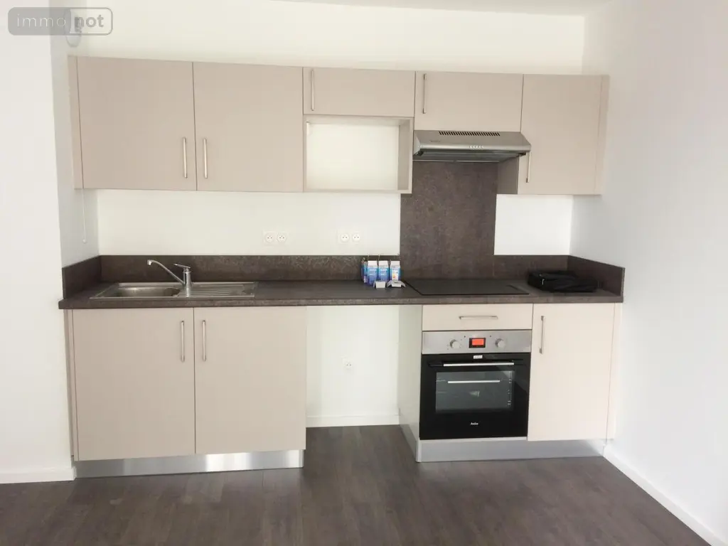 Location appartement Amiens 80090 Somme 80 58 m2 755 euros 80004-L325 001