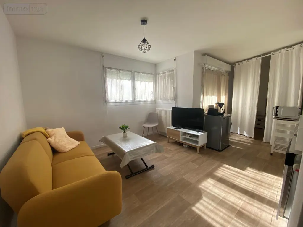 Location appartement Angers 49100 Maine-et-Loire 49 34 m2 1 pièce 715 euros 49009-L116 002