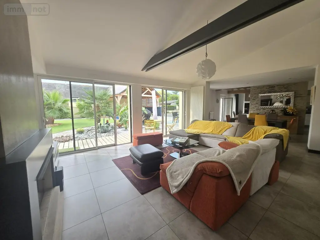 Maison a vendre Loire-Authion 49250 Maine-et-Loire 49 150 m2 8 pièces 568500 euros 49113-443 003