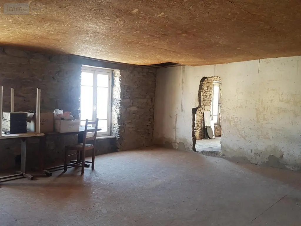 Fonds et murs commerciaux a vendre Gourin 56110 Morbihan 56 200 m2 131102 euros 56071-2677 009