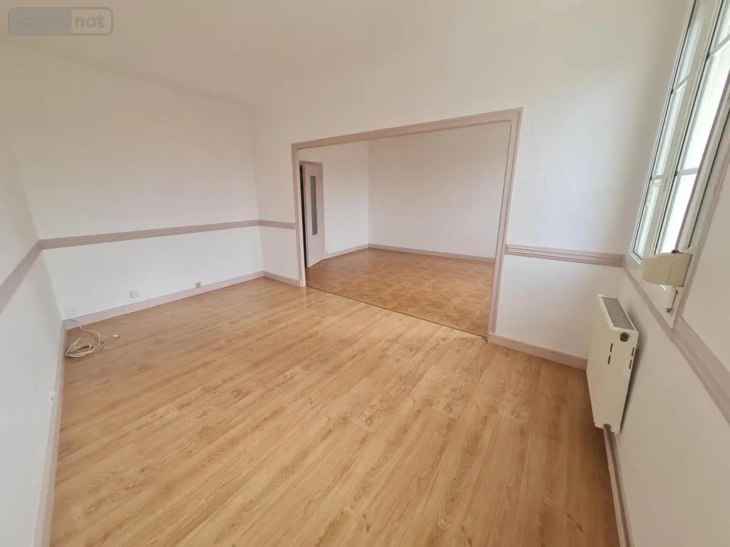 Location appartement Montoire-sur-le-Loir 41800 Loir-et-Cher 41 110 m2 4 pièces 650 euros 41059-L28 003