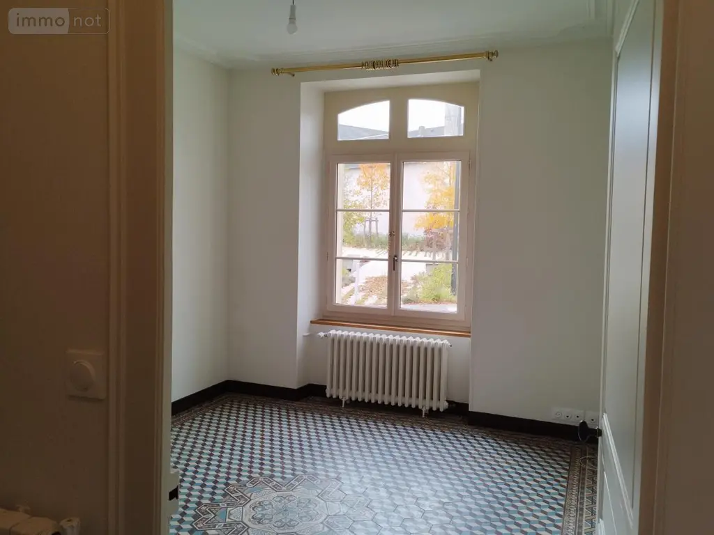 Location maison Neuville-sur-Sarthe 72190 Sarthe 72 161 m2 1500 euros 72009-L127 008