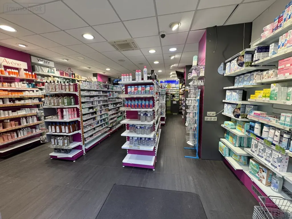 Fonds et murs commerciaux a vendre Paris 15e Arrondissement 75015 Paris 75 121 m2 5 pièces 779000 euros 75022-903 006