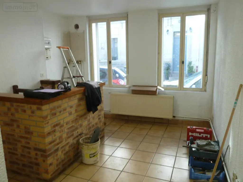 Location fonds et murs commerciaux Cambrai 59400 Nord 59 63 m2 3 pièces 579 euros 59083-L1701 002