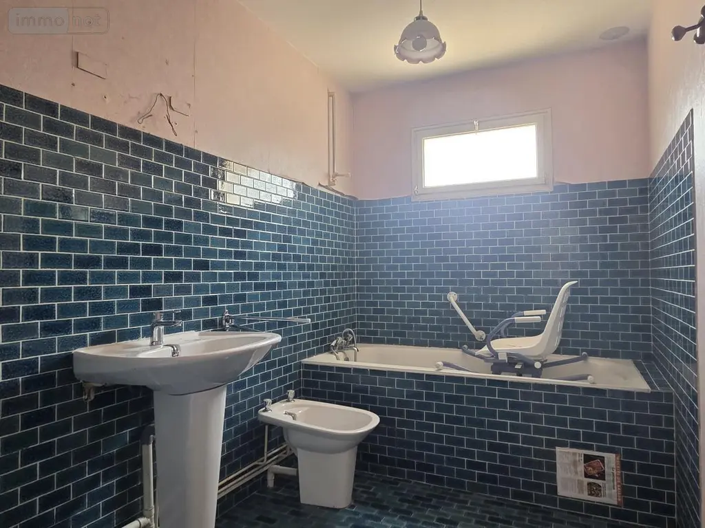 Maison a vendre Château-Gontier-sur-Mayenne 53200 Mayenne 53 154 m2 7 pièces 131750 euros 53073-1777 011