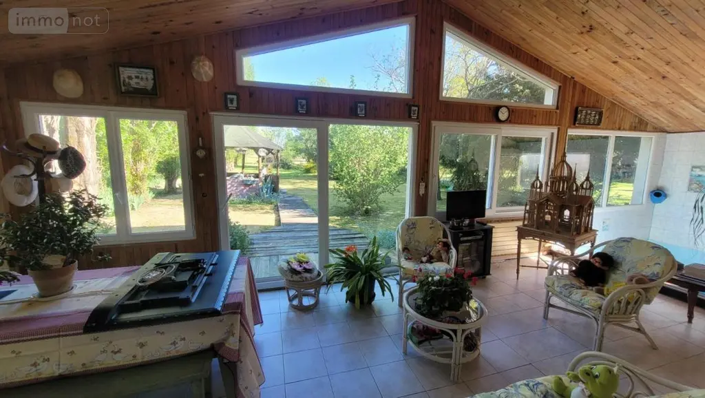 Maison a vendre Marans 17230 Charente-Maritime 17 143 m2 5 pièces 280800 euros 17015-522 009