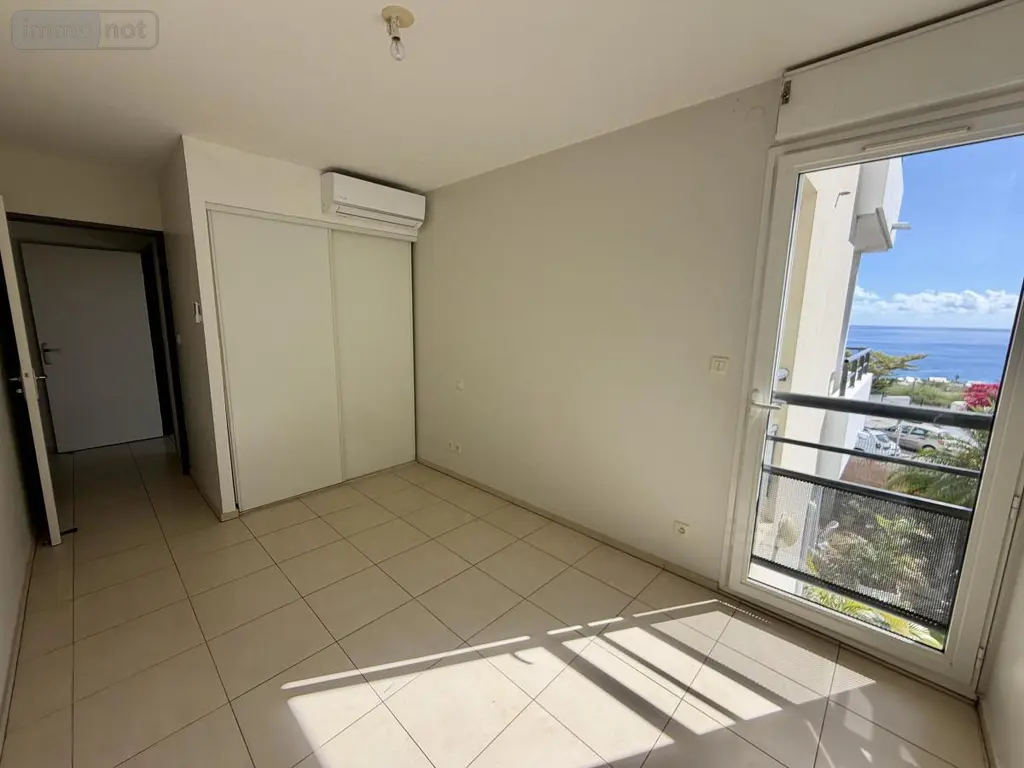 Appartement a vendre Saint-Paul 97460 La Réunion 974 65 m2 3 pièces 356300 euros 97409-344 010