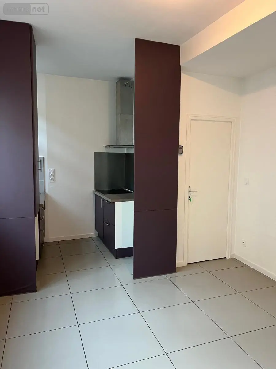 Location appartement Montargis 45200 Loiret 45 87 m2 3 pièces 770 euros 45052-L272 005