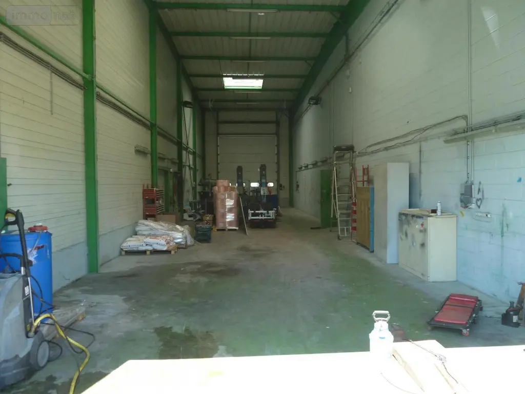 Location fonds et murs commerciaux Féchain 59247 Nord 59 1900 m2 25 pièces 4000 euros 59083-L1683 010