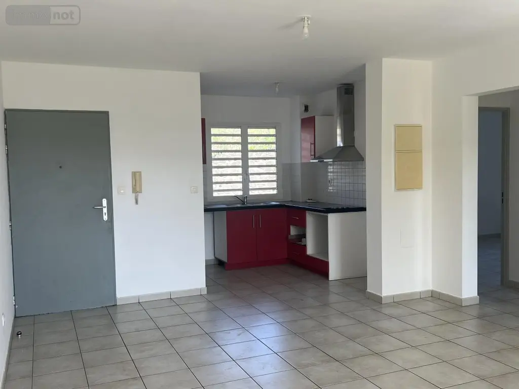 Appartement a vendre Saint-Pierre 97410 La Réunion 974 65 m2 3 pièces 290250 euros 97411-333 003
