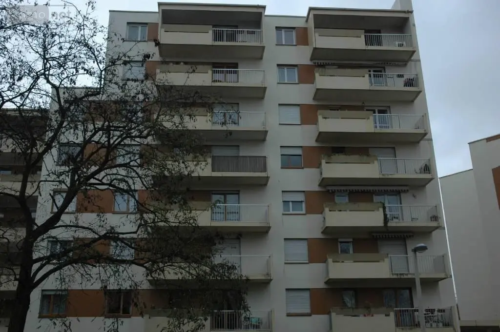 Location appartement Le Grand-Quevilly 76120 Seine-Maritime 76 48 m2 2 pièces 690 euros 76026-L12 005