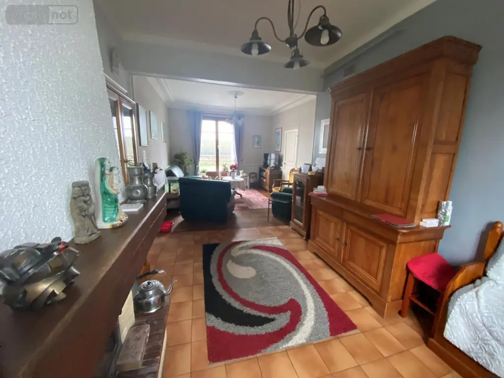 Maison a vendre Saint-Clément-des-Levées 49350 Maine-et-Loire 49 145 m2 5 pièces 215744 euros 49107-1062 005