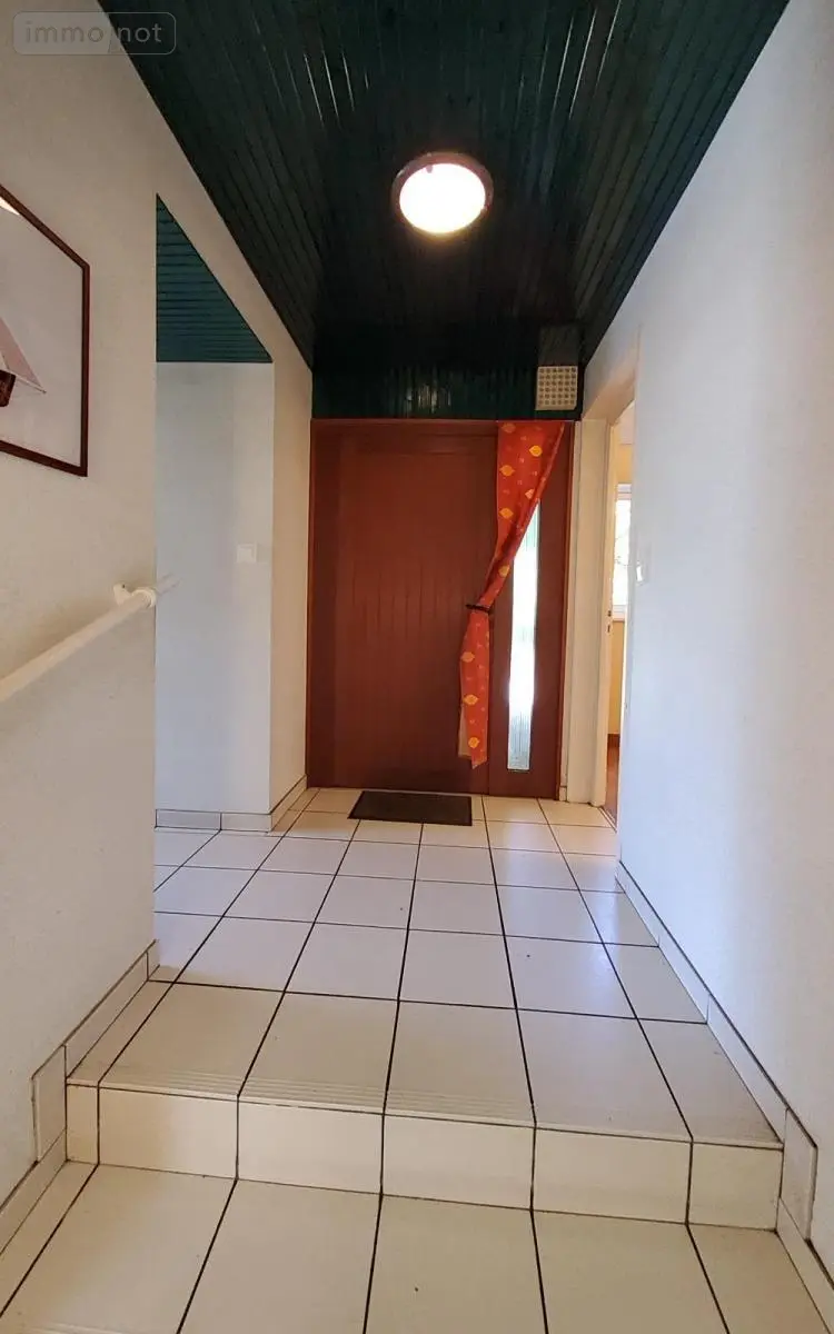 Maison a vendre Carhaix-Plouguer 29270 Finistère 29 123 m2 7 pièces 262500 euros 29066-3804 004