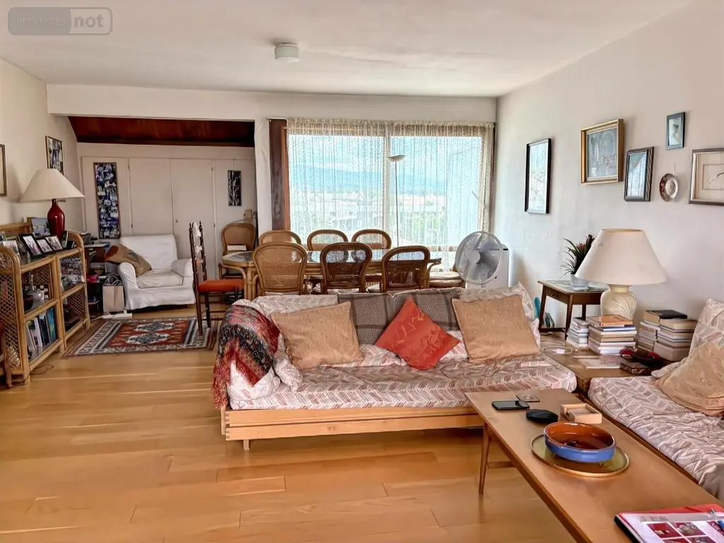 Appartement a vendre Divonne-les-Bains 01220 Ain 01 86 m2 3 pièces 445000 euros 01043-167 002