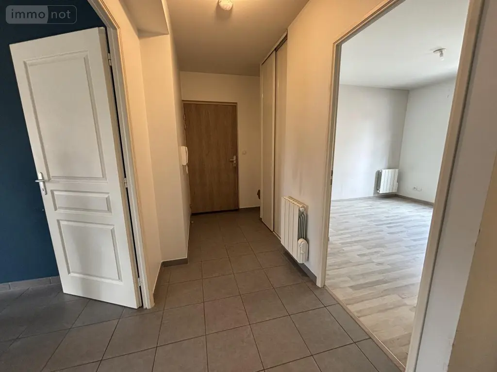 Appartement a vendre Crémieu 38460 Isère 38 73 m2 3 pièces 251000 euros 01037-906 002