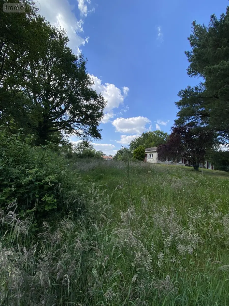 Terrain a batir a vendre Beaulieu-sous-la-Roche 85190 Vendée 85 67920 euros 85072-1003 001