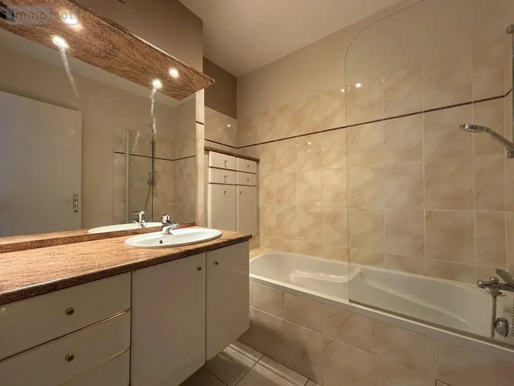 Appartement a vendre Saint-Cyr-sur-Loire 37540 Indre-et-Loire 37 80 m2 3 pièces 214500 euros 37037-12 007