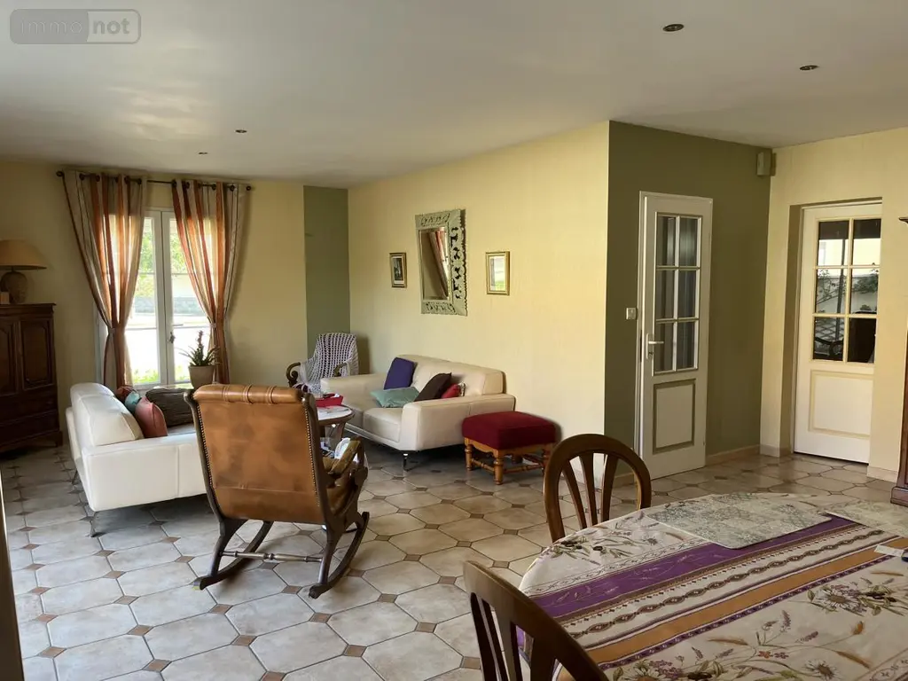 Maison a vendre Luçon 85400 Vendée 85 150 m2 6 pièces 393500 euros 85088-2289 003