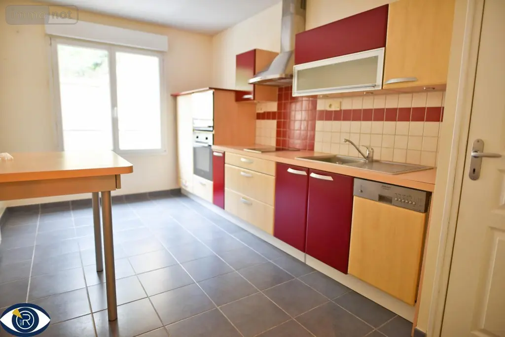 Appartement a vendre Laval 53000 Mayenne 53 75 m2 4 pièces 171600 euros 53004-1298 002