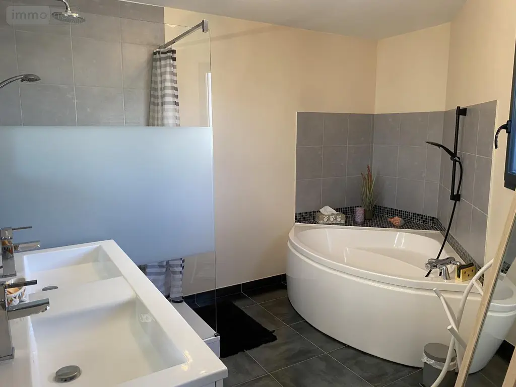 Maison a vendre Trélazé 49800 Maine-et-Loire 49 136 m2 6 pièces 346500 euros 49008-136 006