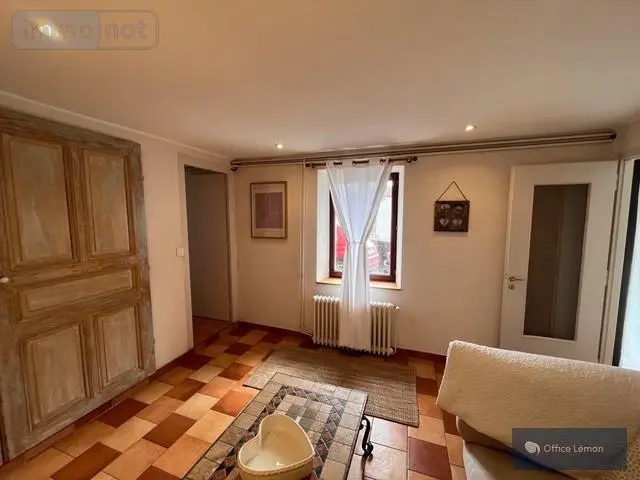Immeuble de rapport a vendre Challex 01630 Ain 01 140 m2 584000 euros 01047-857 018