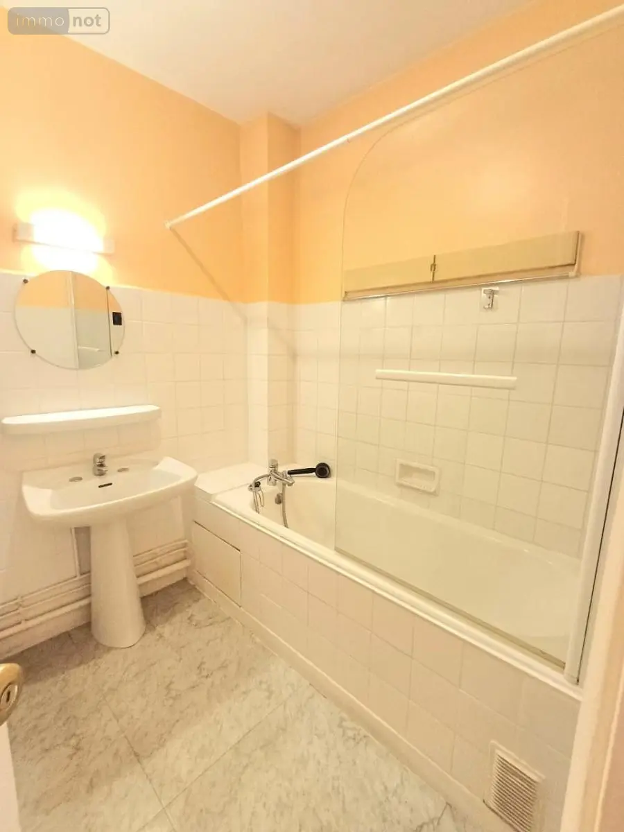 Appartement a vendre Le Mans 72100 Sarthe 72 78 m2 3 pièces 137150 euros 72120-929 007