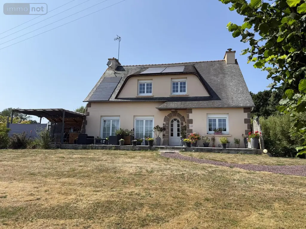 Maison a vendre Pommerit-le-Vicomte 22200 Côtes-d'Armor 22 144 m2 6 pièces 232480 euros 22064-1383 001