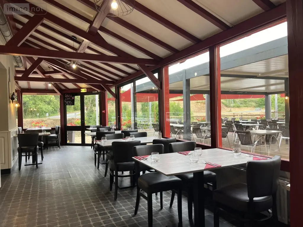 Fonds et murs commerciaux a vendre Beaupréau-en-Mauges 49600 Maine-et-Loire 49 1275 m2 619200 euros 49058-1416 006