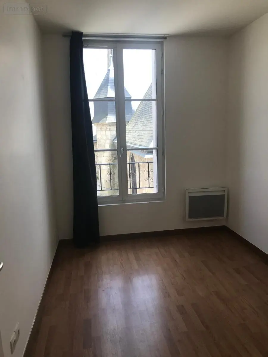 Location appartement Château-Renault 37110 Indre-et-Loire 37 50 m2 480 euros 37007-L446 004
