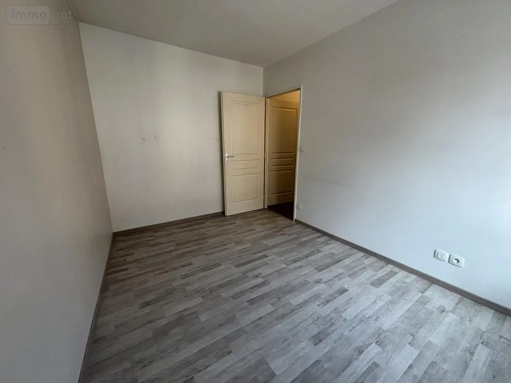 Appartement a vendre Crémieu 38460 Isère 38 73 m2 3 pièces 251000 euros 01037-906 012