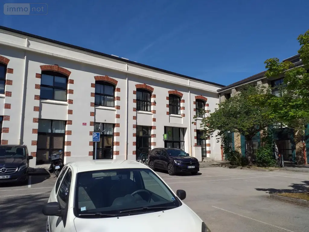 Fonds et murs commerciaux a vendre Vannes 56000 Morbihan 56 267 m2 670872 euros 56005-902 004