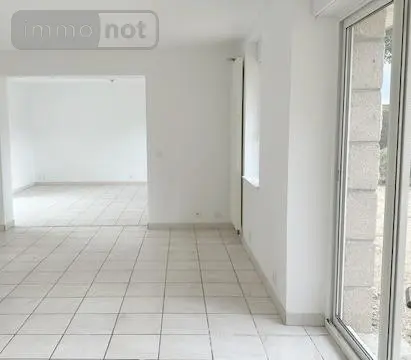 Location maison Lannion 22300 Côtes-d'Armor 22 115 m2 5 pièces 950 euros 22086-L62 005