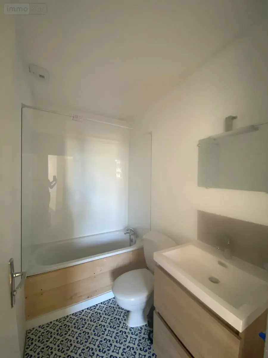 Location appartement Angers 49000 Maine-et-Loire 49 18 m2 550 euros 49009-L124 003