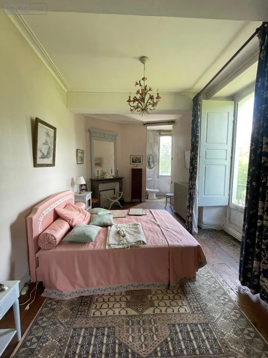 Maison a vendre Angers 49000 Maine-et-Loire 49 585 m2 14 pièces 859360 euros 49012-2066 015