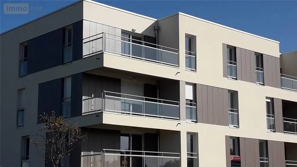 Location appartement Saint-Berthevin 53940 Mayenne 53 86 m2 895 euros 53006-L273 012