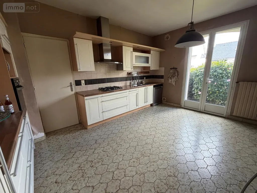Maison a vendre Hédé-Bazouges 35630 Ille-et-Vilaine 35 165 m2 331700 euros 35021-2160 004