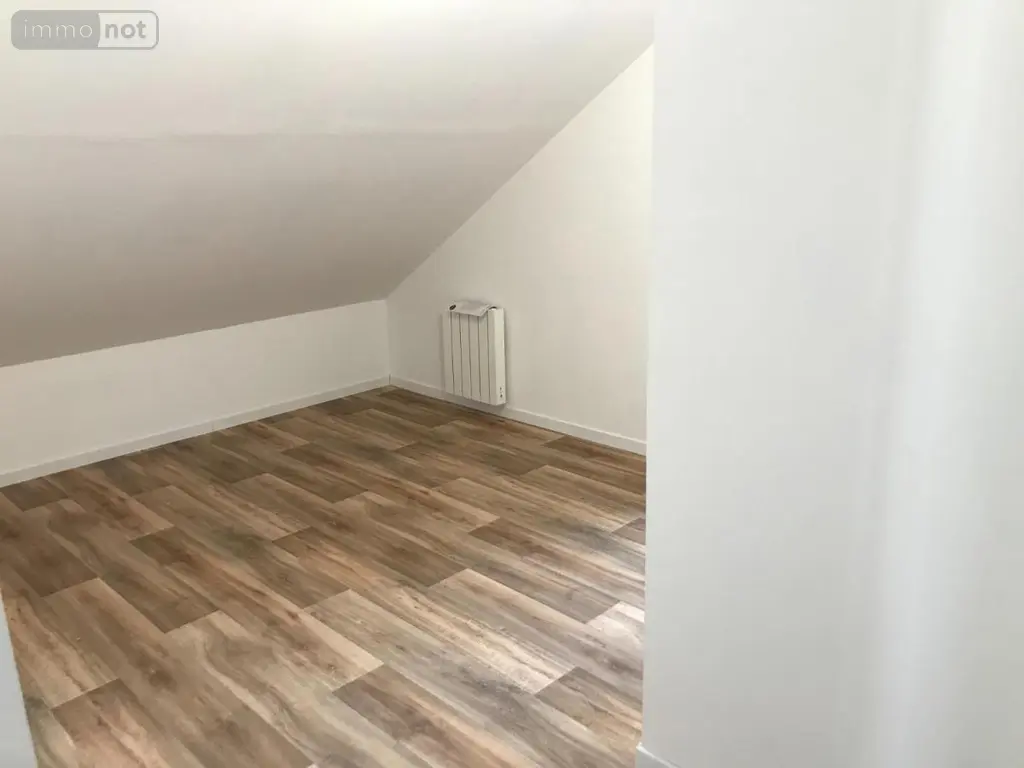 Location maison Pont-de-l'Arche 27340 Eure 27 114 m2 5 pièces 1300 euros 27063-L321 011