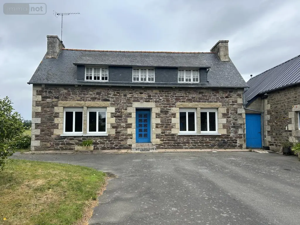 Maison a vendre Ploëzal 22260 Côtes-d'Armor 22 102 m2 231000 euros 22079-867 002