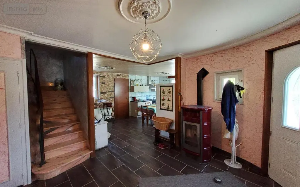 Maison a vendre Carhaix-Plouguer 29270 Finistère 29 143 m2 7 pièces 283500 euros 29066-3748 002