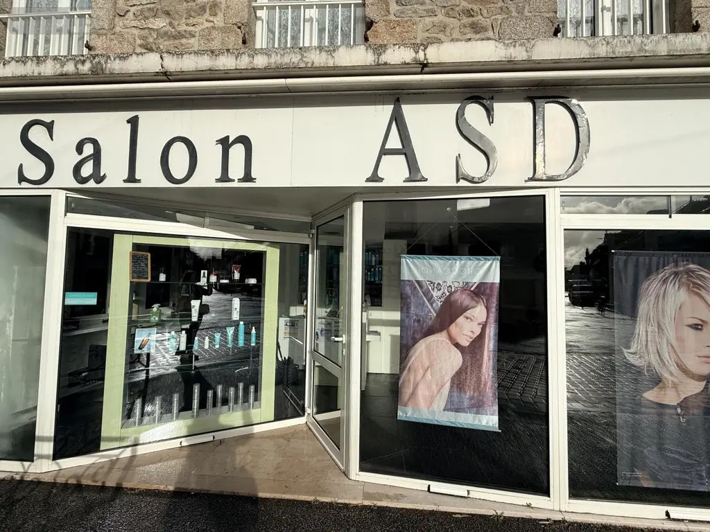 Fonds et murs commerciaux a vendre Saint-Vaast-la-Hougue 50550 Manche 50 80 m2 95400 euros 50046-1210 001