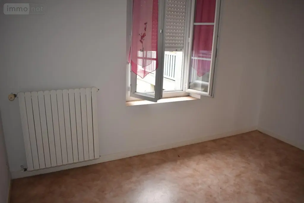 Maison a vendre Candé 49440 Maine-et-Loire 49 205 m2 234500 euros 49095-1664 027
