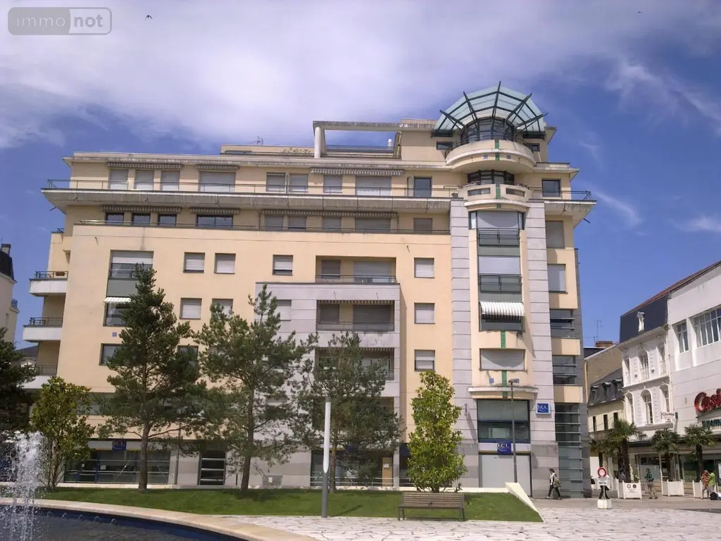 Location appartement Vichy 03200 Allier 03 18 m2 1 pièce 334 euros 03019-L107 001