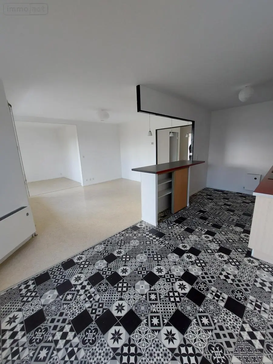 Location appartement Reims 51100 Marne 51 74 m2 4 pièces 812 euros 51046-L484 004
