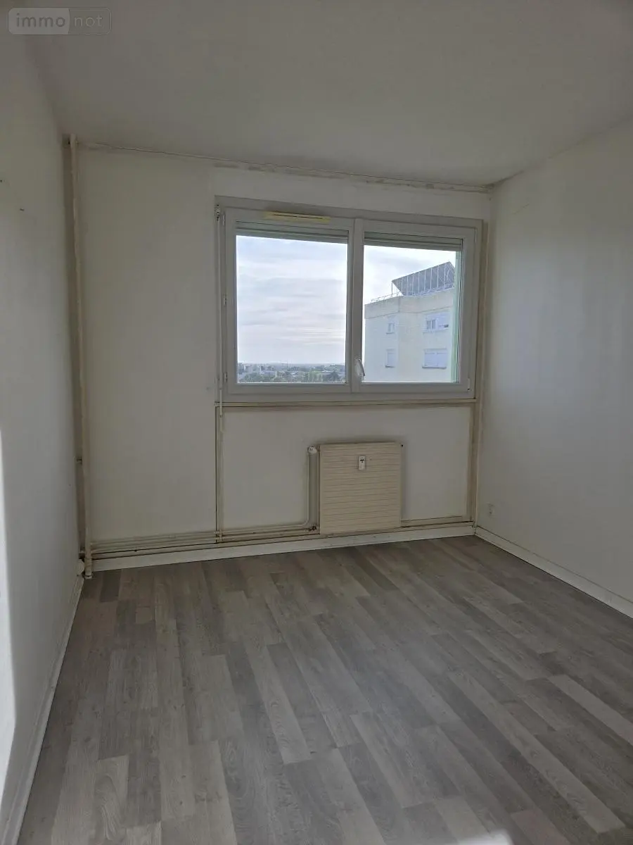 Appartement a vendre Angers 49000 Maine-et-Loire 49 69 m2 3 pièces 136240 euros 49009-1415 004