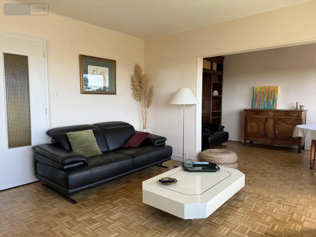 Appartement a vendre Cholet 49300 Maine-et-Loire 49 88 m2 5 pièces 136240 euros 49058-1515 003