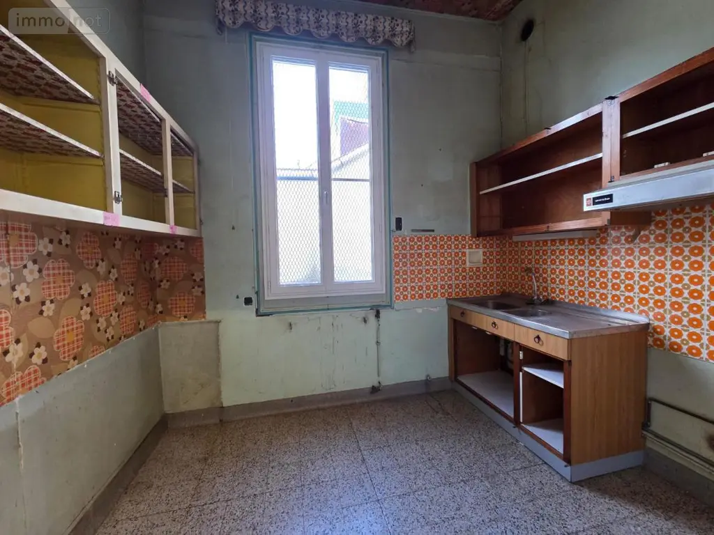 Immeuble de rapport a vendre Montargis 45200 Loiret 45 336 m2 299000 euros 45051-475 009