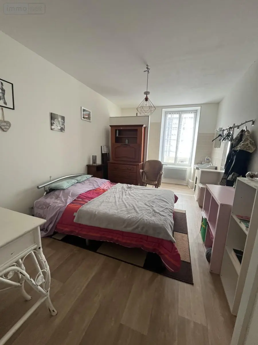 Maison a vendre L'Île-Bouchard 37220 Indre-et-Loire 37 186 m2 8 pièces 241500 euros 37060-2344 008
